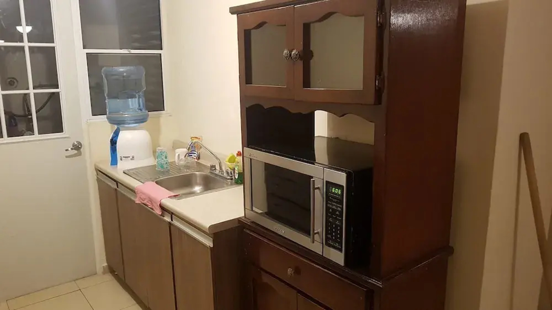 Comfortable Apartment, Secure and Private Complex, With Perimeter Fence