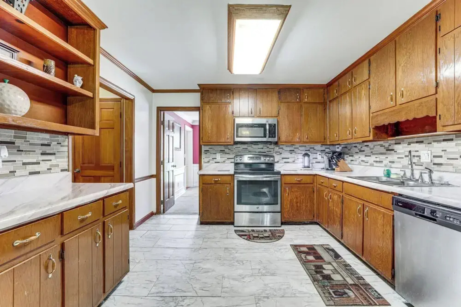 Pet-friendly House w/ Deck in Lawrenceville