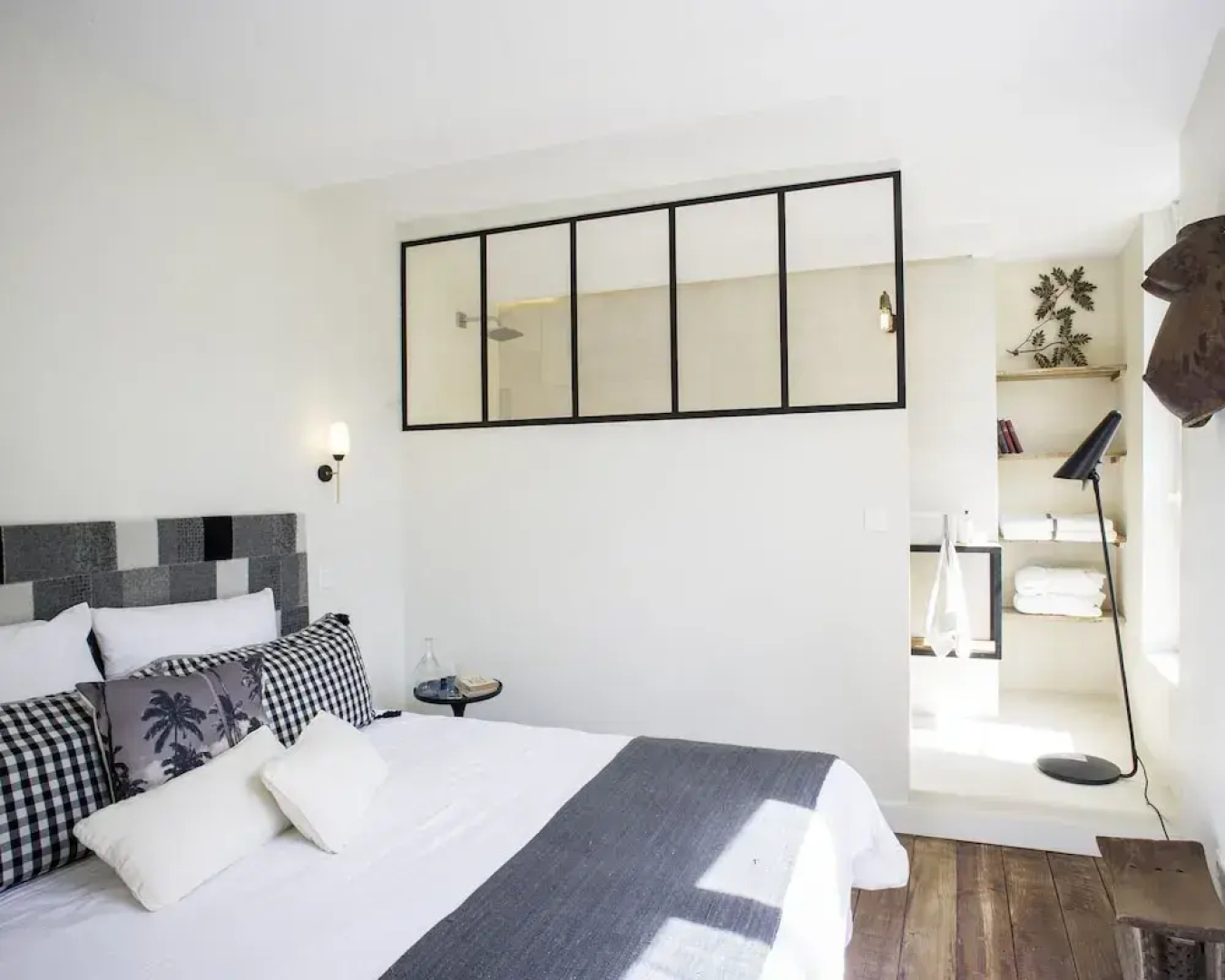 Chez Laurence Du Tilly