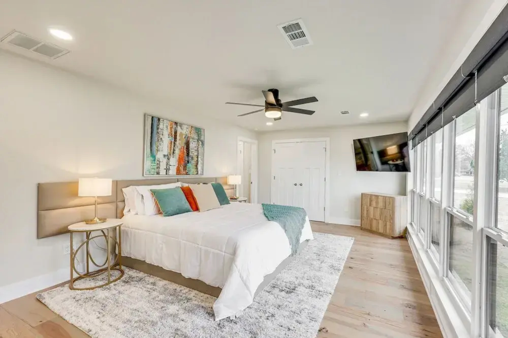 Grand Lakefront Home in Hot Springs w/ Boat Dock!