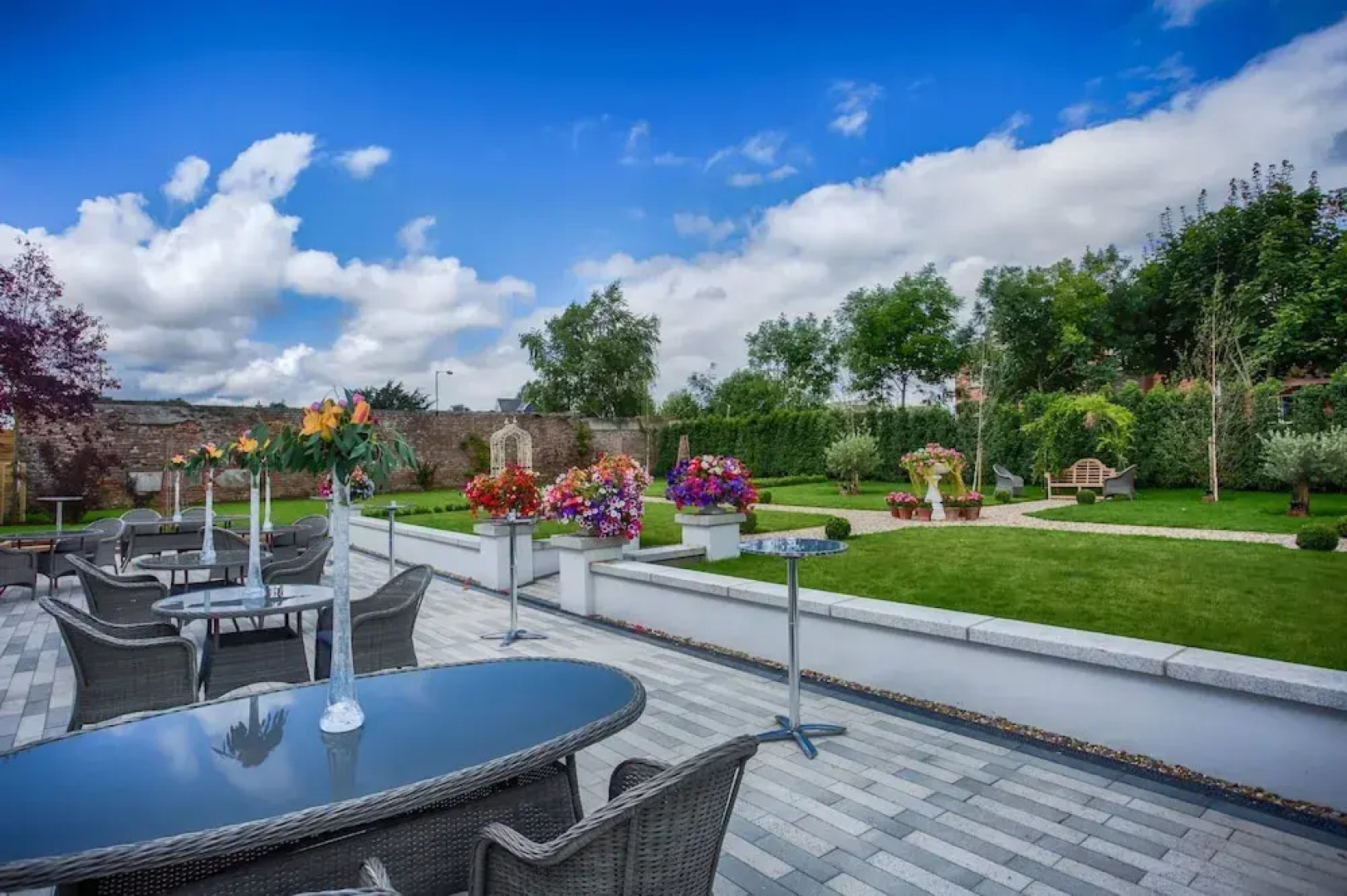 Mc Kevitts Village Hotel