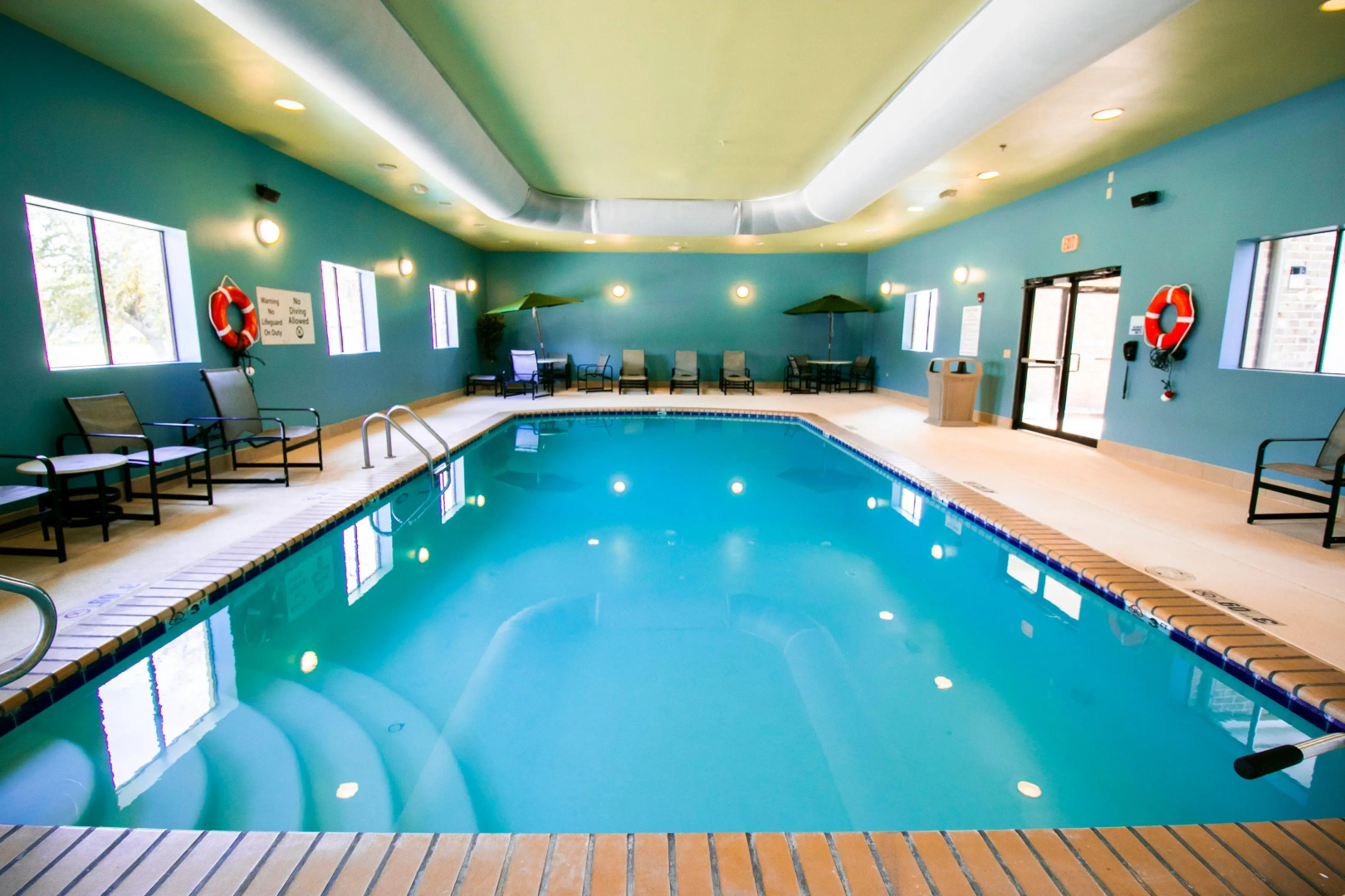 Holiday Inn Express Hotel & Suites, a Baton Rouge-Port Allen by IHG