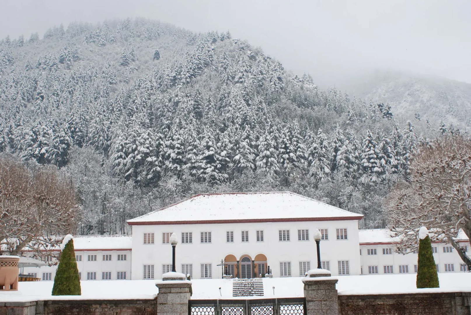 The Lalit Grand Palace Srinagar