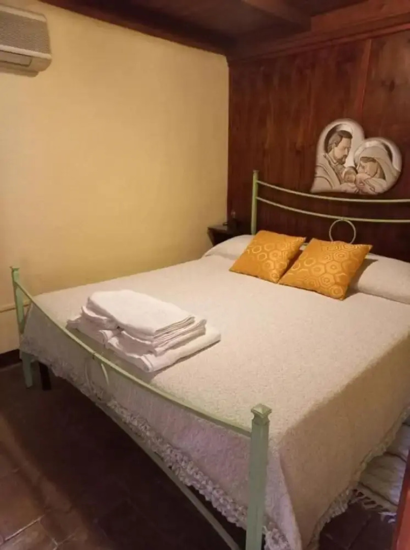 The Little House of Vacone Italy