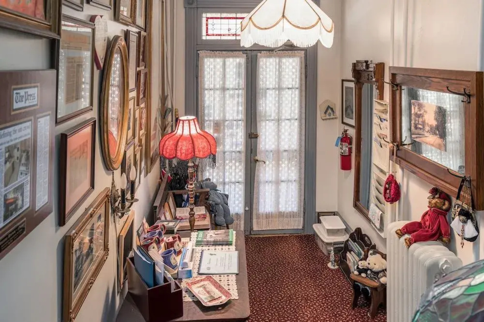 Antoinette's Apartments & Suites