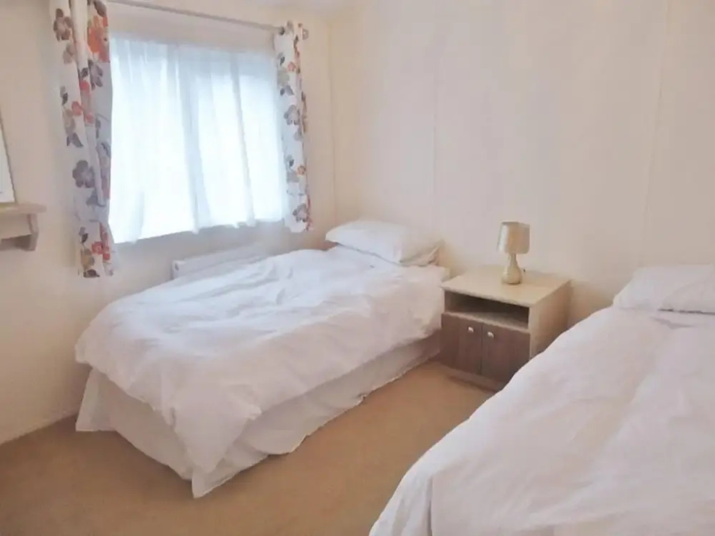 Dollar Lodge and Holiday Home Park