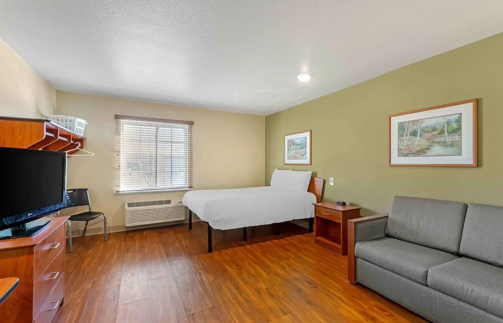 Extended Stay America Select Suites - Cleveland - Mentor