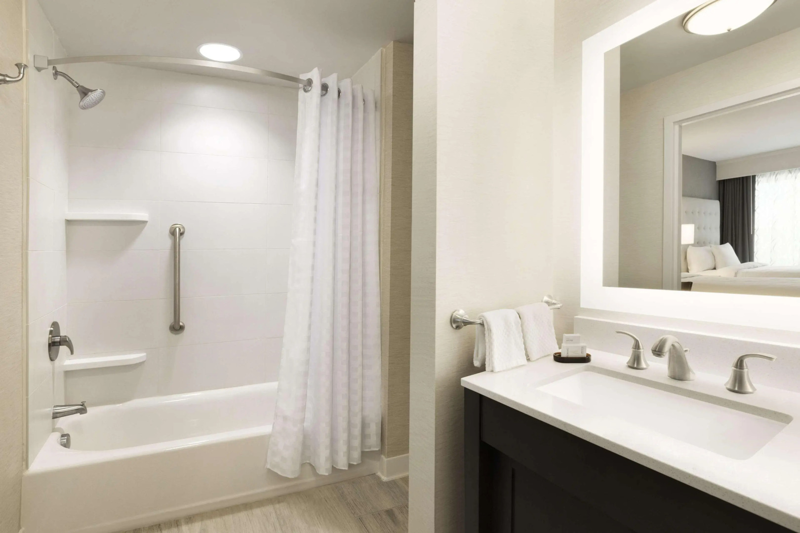 Embassy Suites by Hilton Greenville Downtown Riverplace