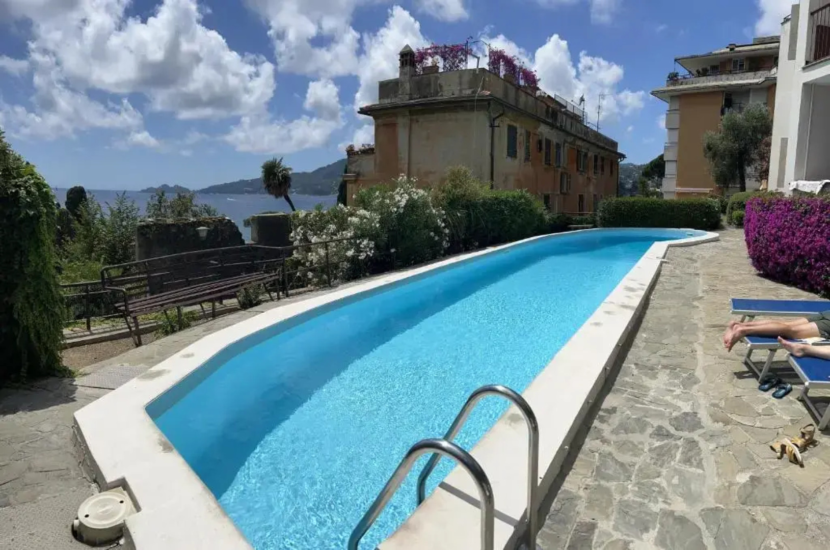 NAUTILUS VISTA MARE MOZZAFIATO a 180 GRADI- POSTO AUTO PRIVATO - 2 CAMERE MATRIMONIALI più 1 DIVANO LETTO SINGOLO-SKY,NETFLIX