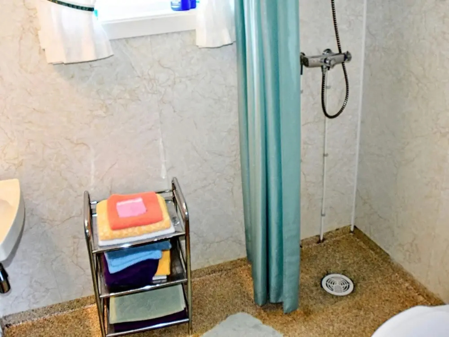 10 Person Holiday Home in Fjørtoft