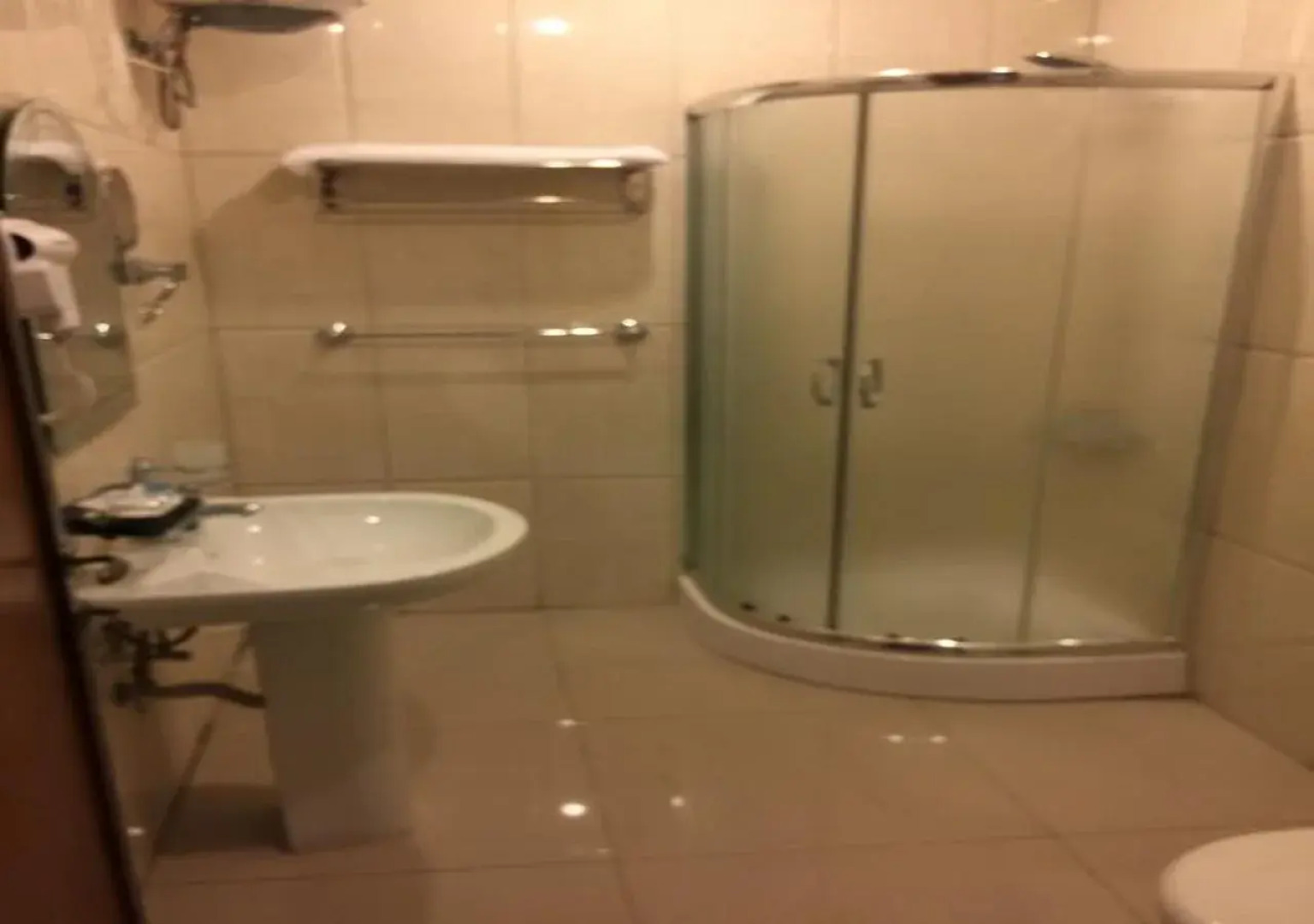 Elegant Suites Hotel