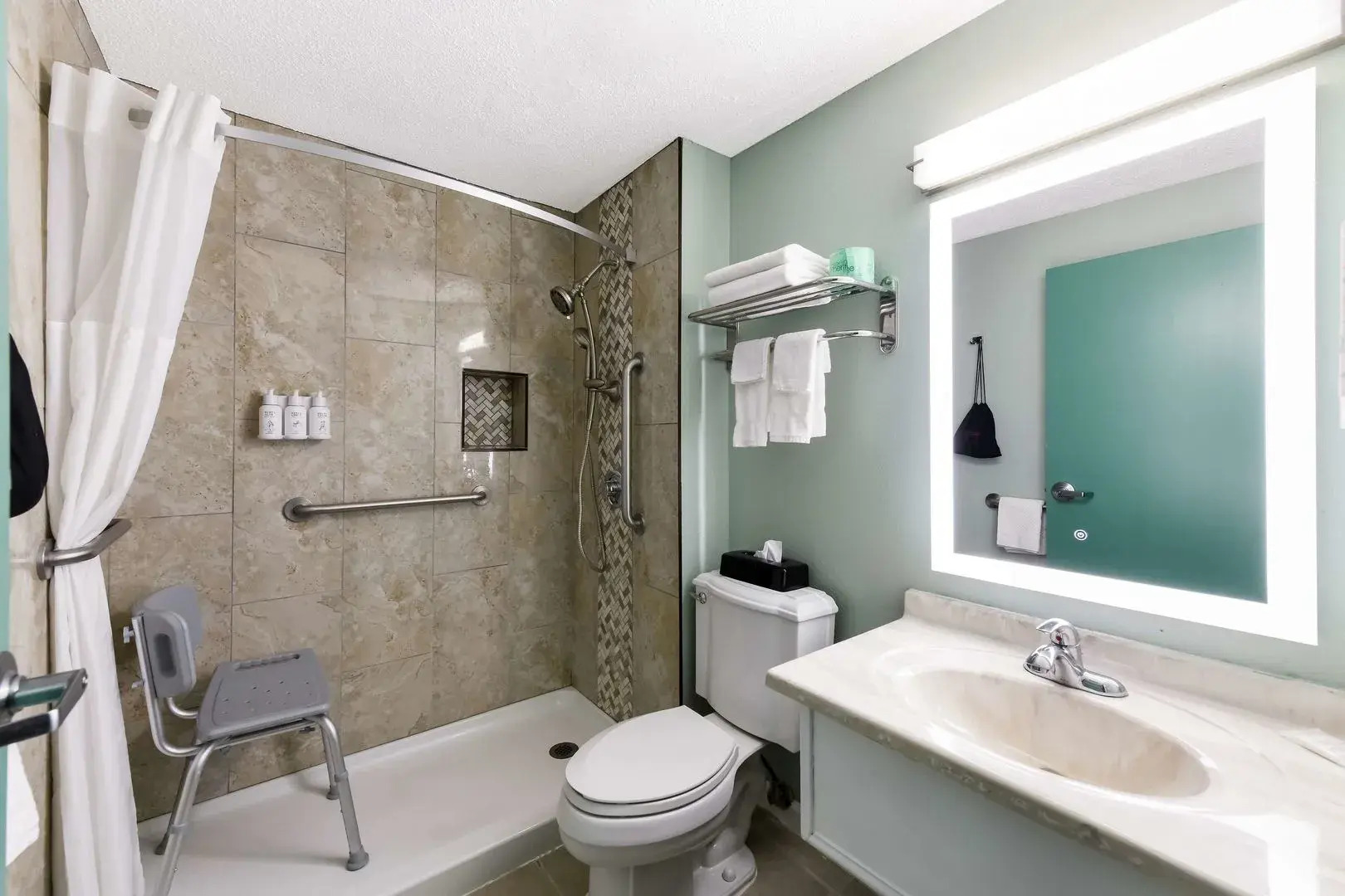 Baymont by Wyndham Liberty MO