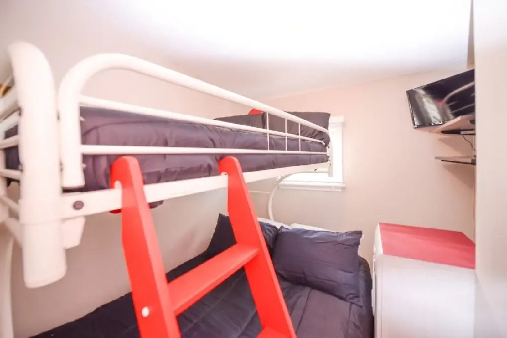 Niagara by the Beach