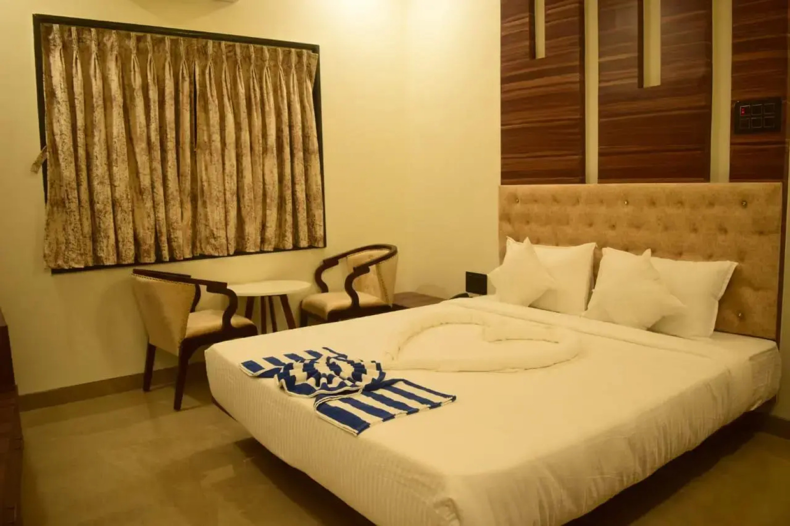 Hotel Chandradeep Regency