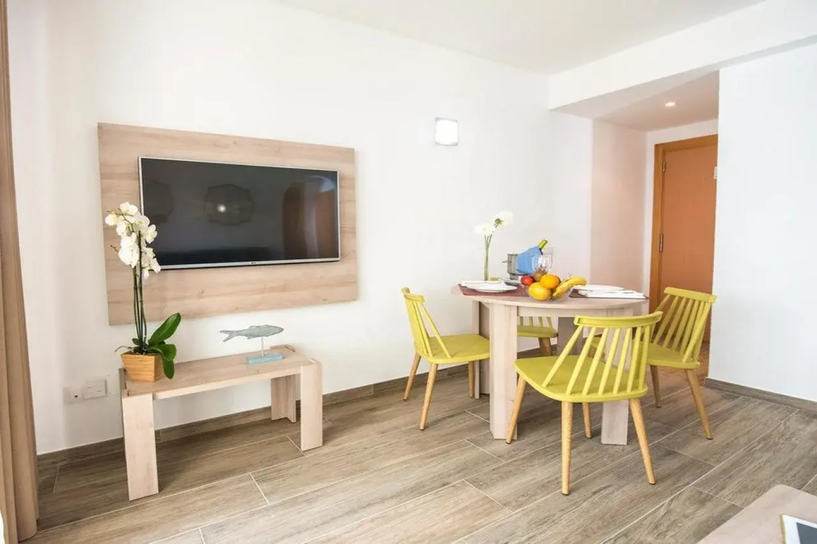 Flipflop Surfing Playa Apartments