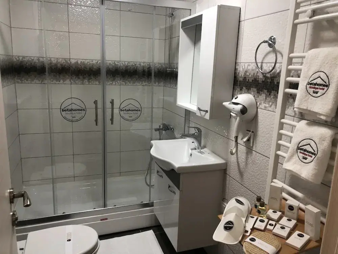 Beta Homes Boutique Hotel