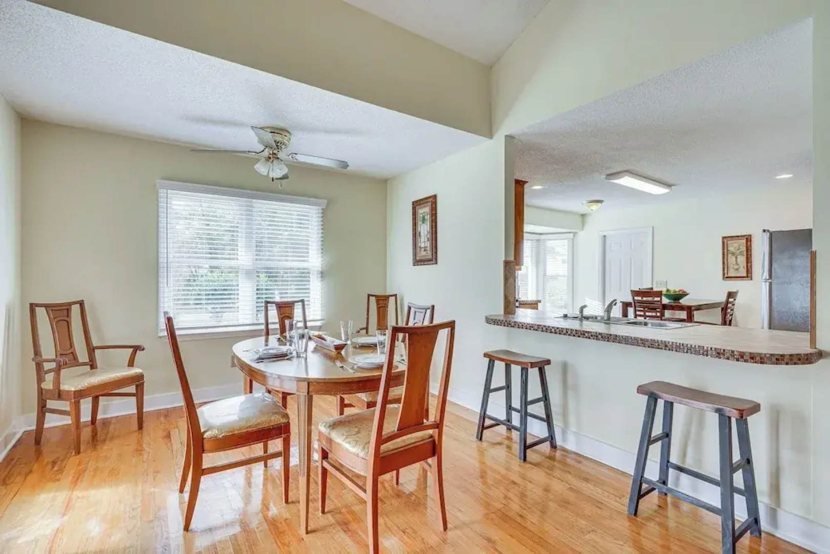 Secluded Mount Pleasant Home - 6 Mi to Beaches!