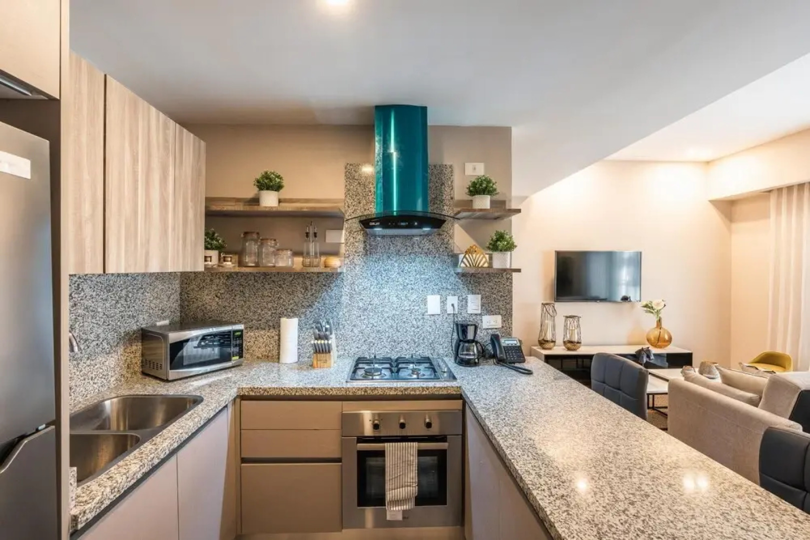 Apartment at Regatta Living II - 204 Fully-equipped