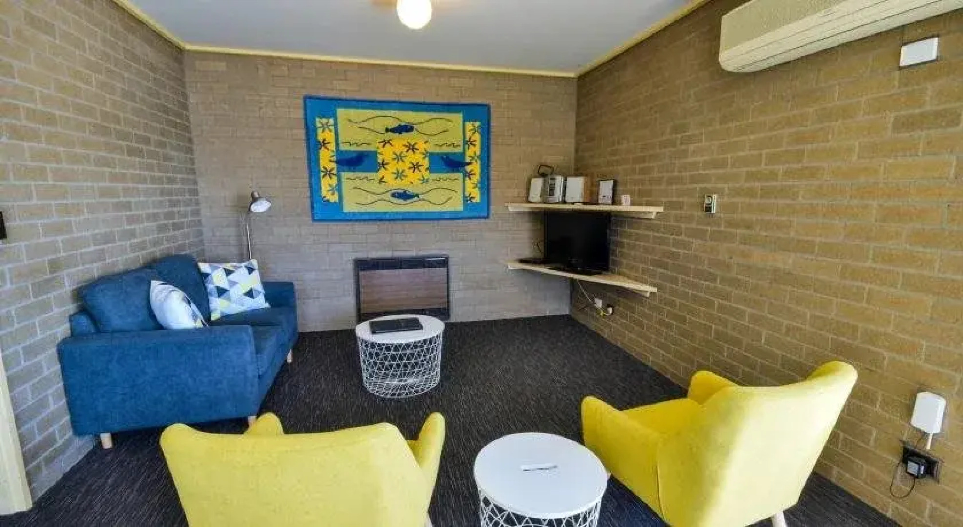 Emmanuel Holiday Apartments