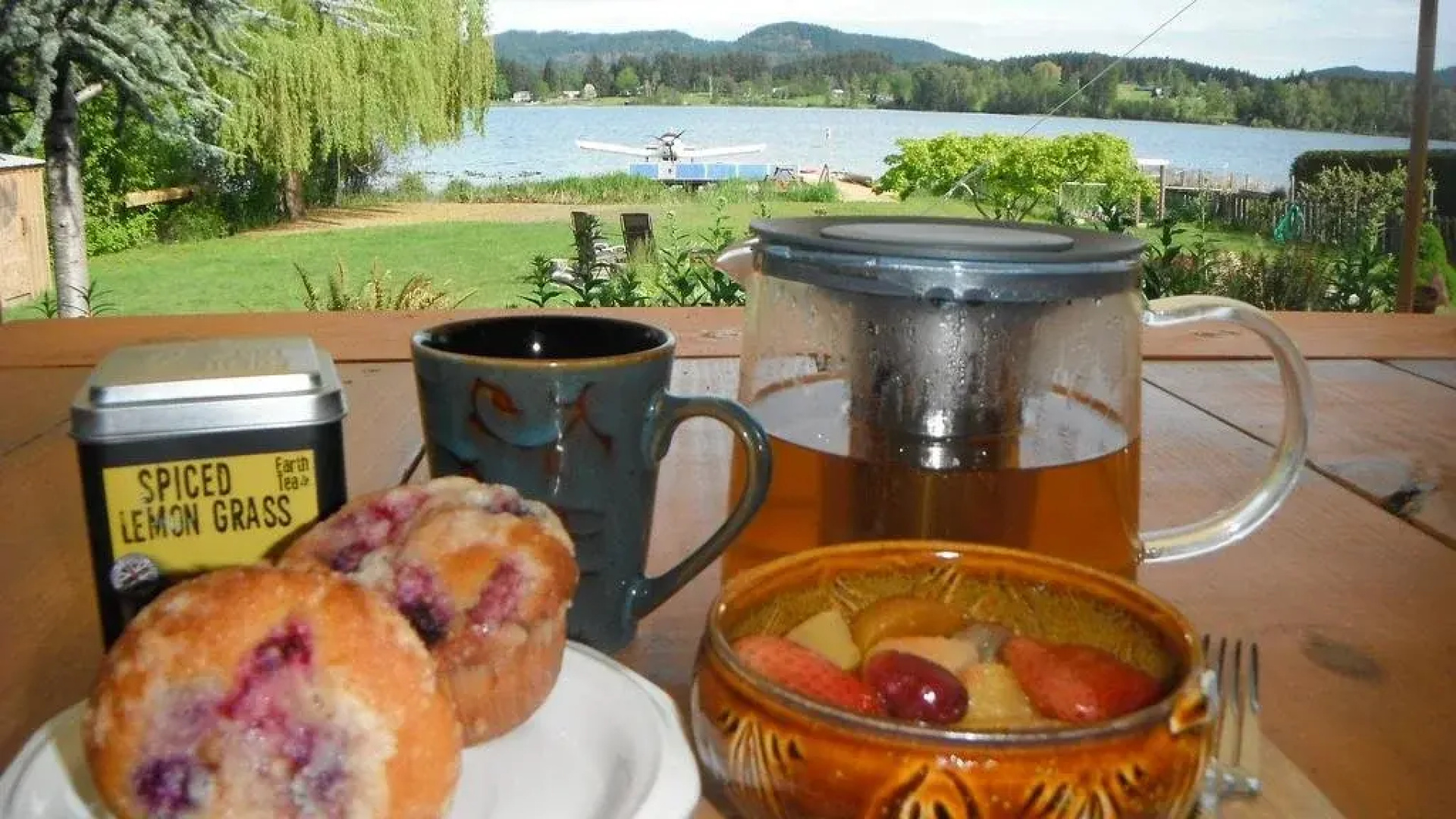 Quamichan Lakehouse Bed & Breakfast