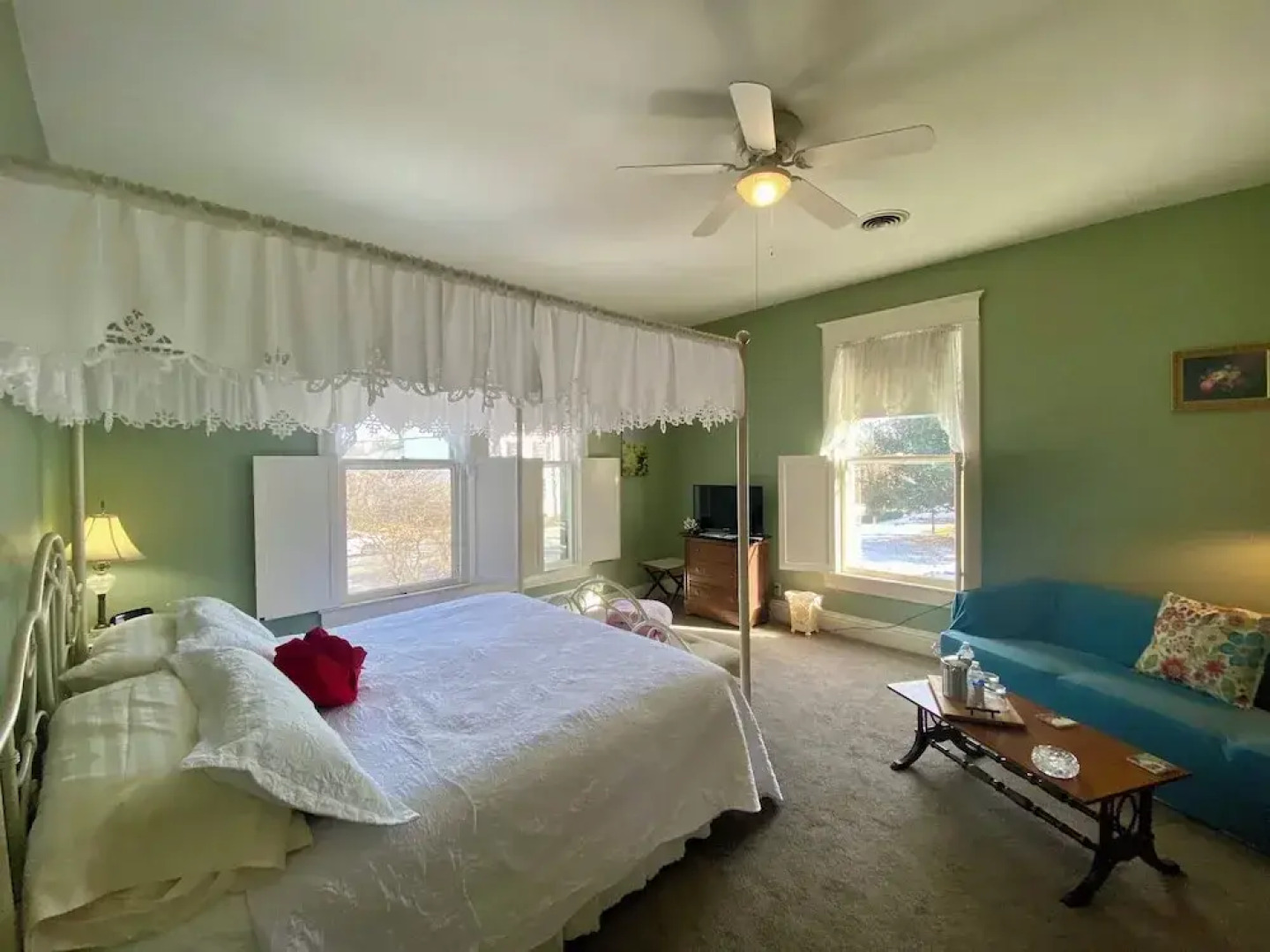 Red Rose Inn Bed & Breakfast