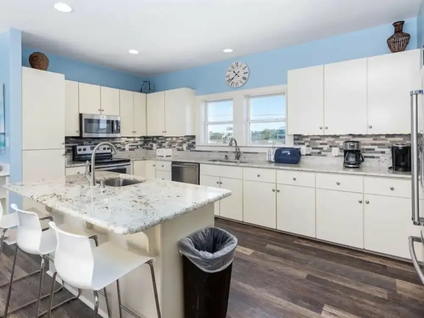 Avocet by Meyer Vacation Rentals