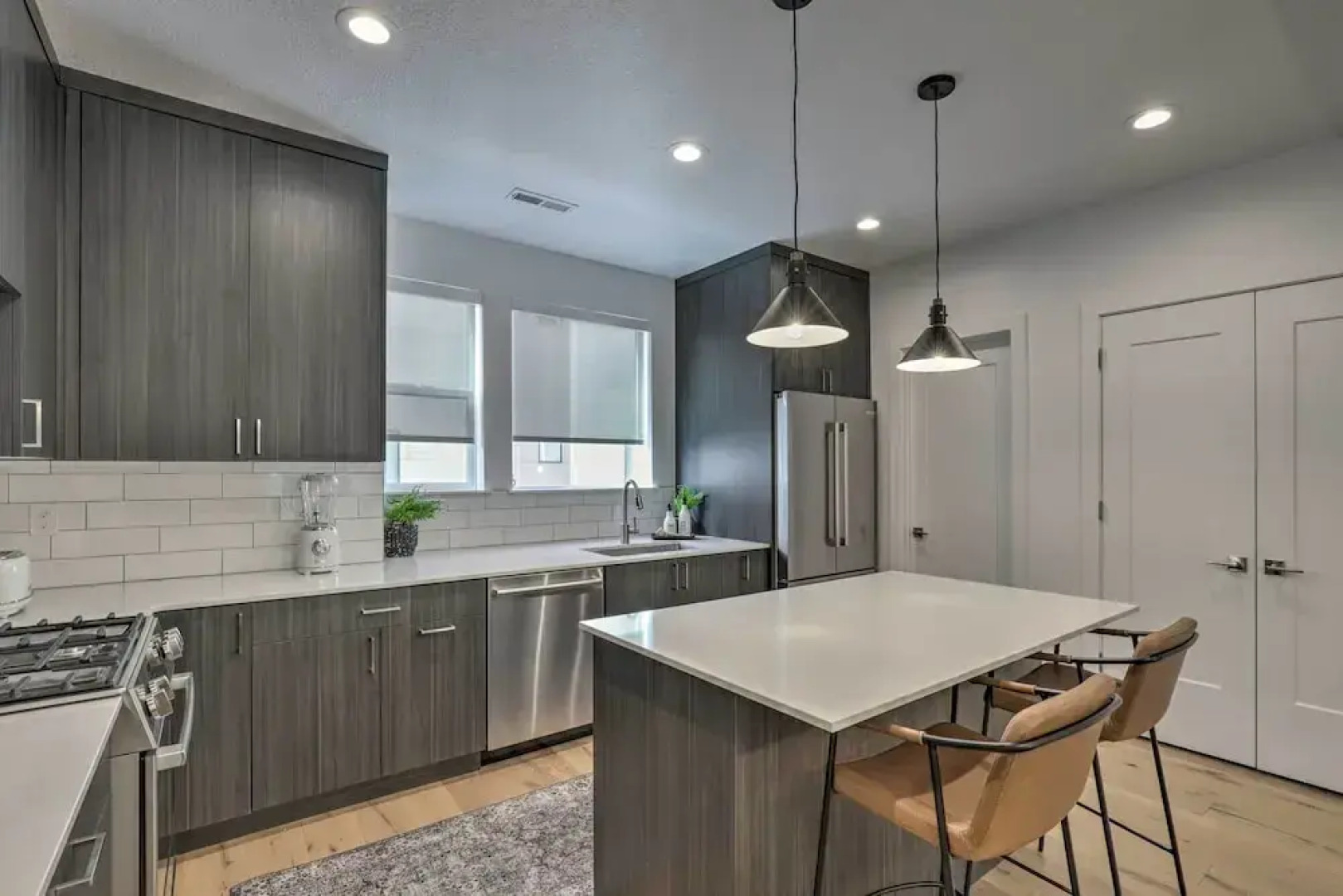 Chic & Sunny Provo Townhome w/ Rooftop Deck!