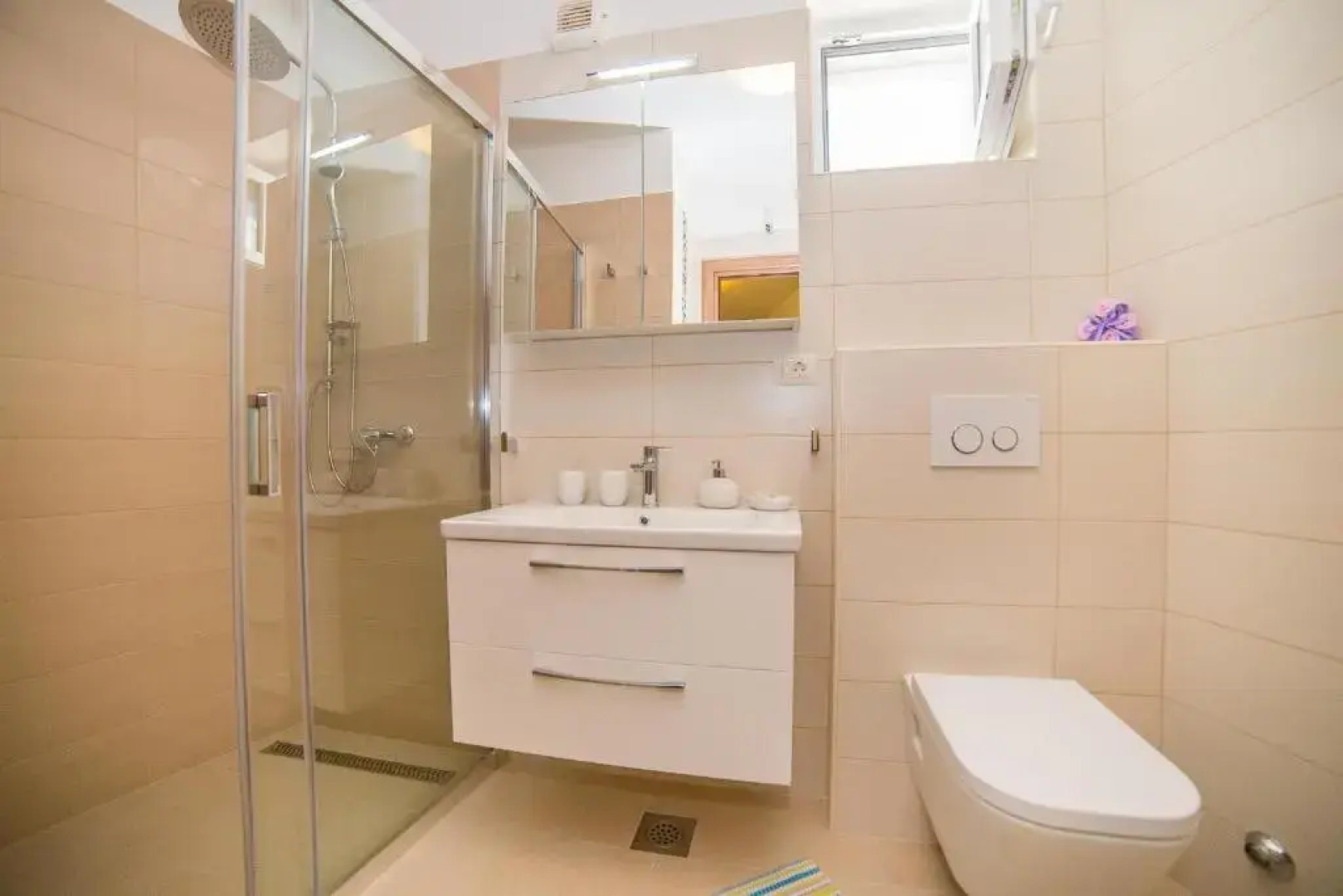 Apartments Emil Zora