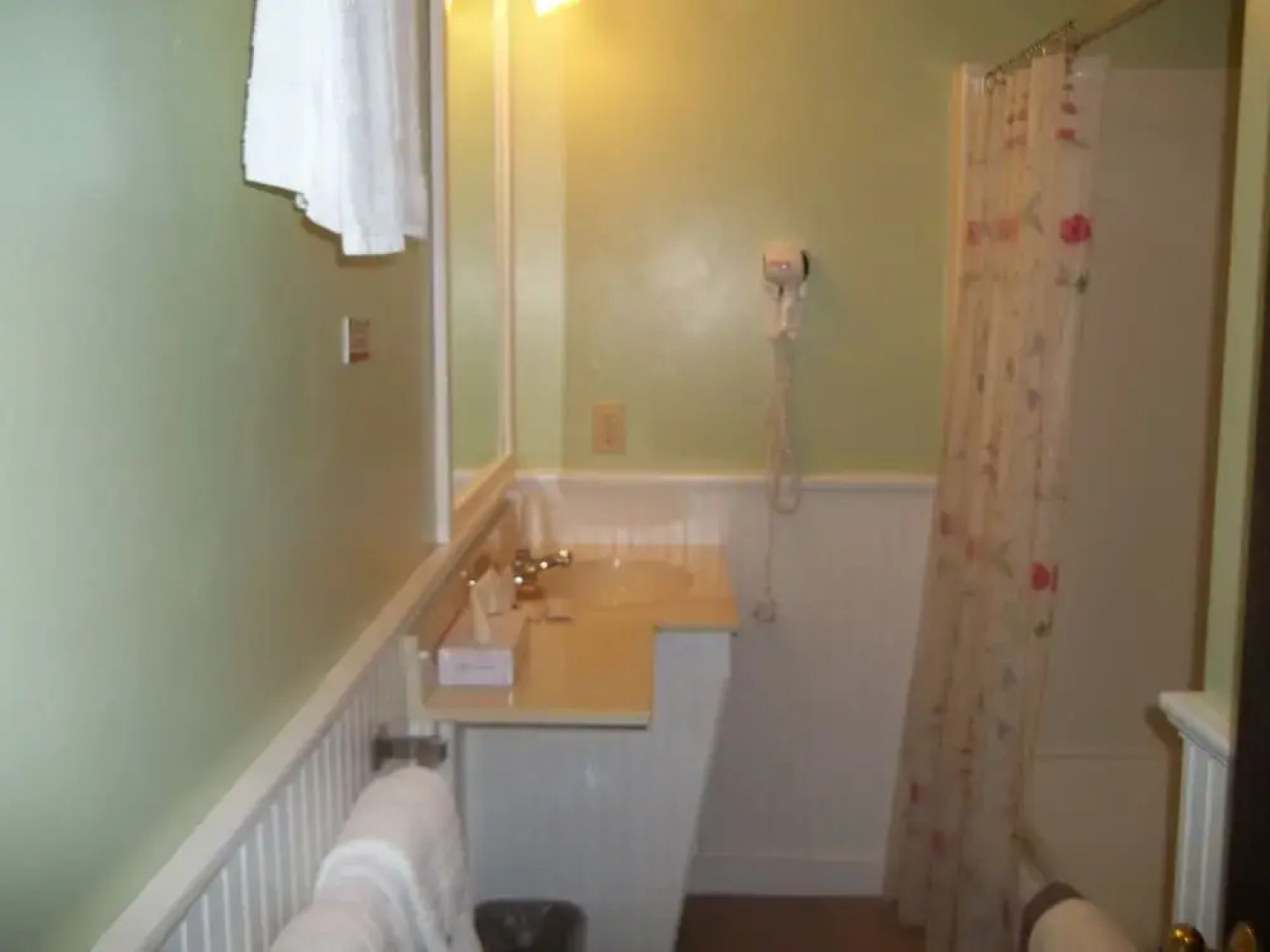 Wiscasset Woods Lodge