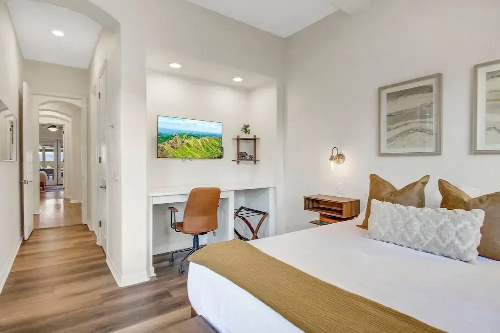 Wilder Out West: Luxury Pickleball, Mini Golf, & Game Room!