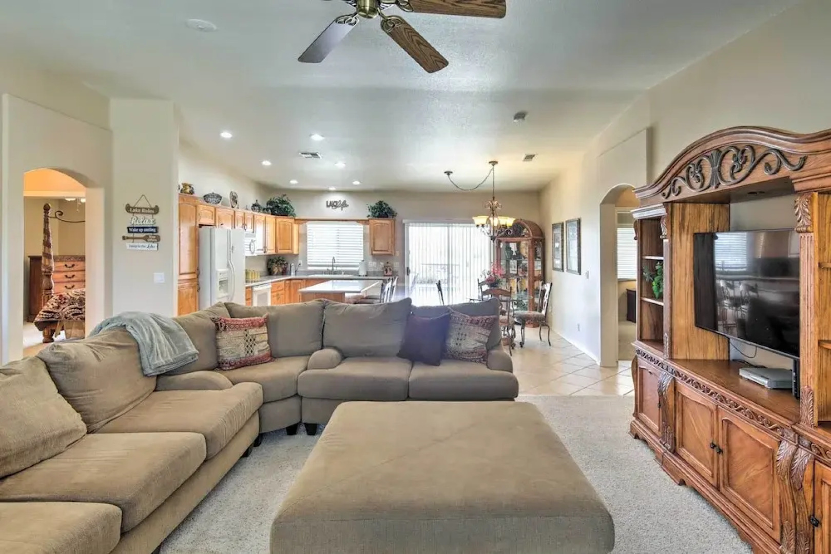 Pool & Yard: Pet-friendly Lake Havasu Home