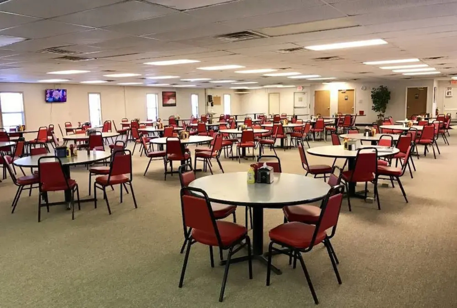 The Grand Majestic Lodge