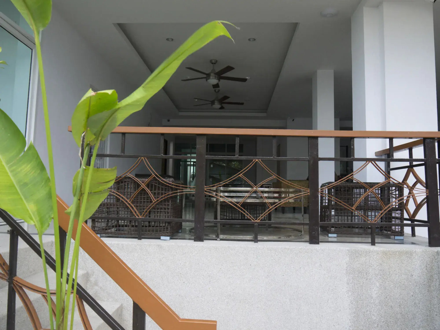 Darisa Apartment Service