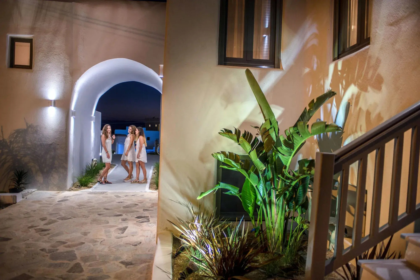 Melidron Hotel & Suites