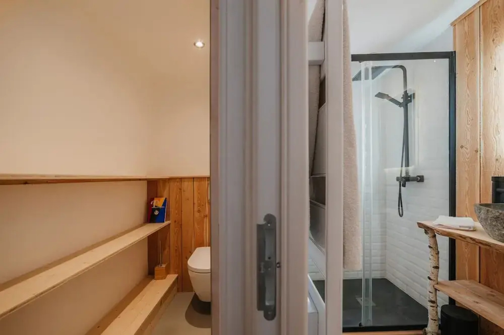 La Petite Maison Basse Corréo