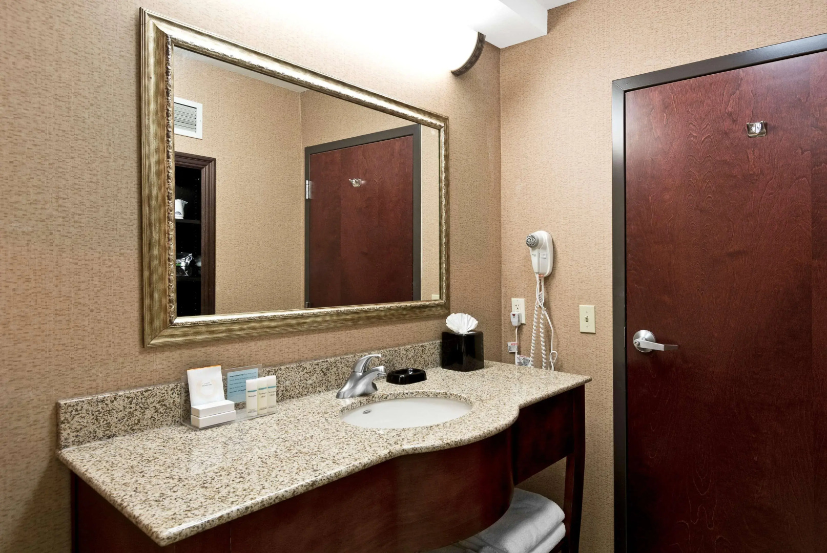 Hampton Inn Statesville