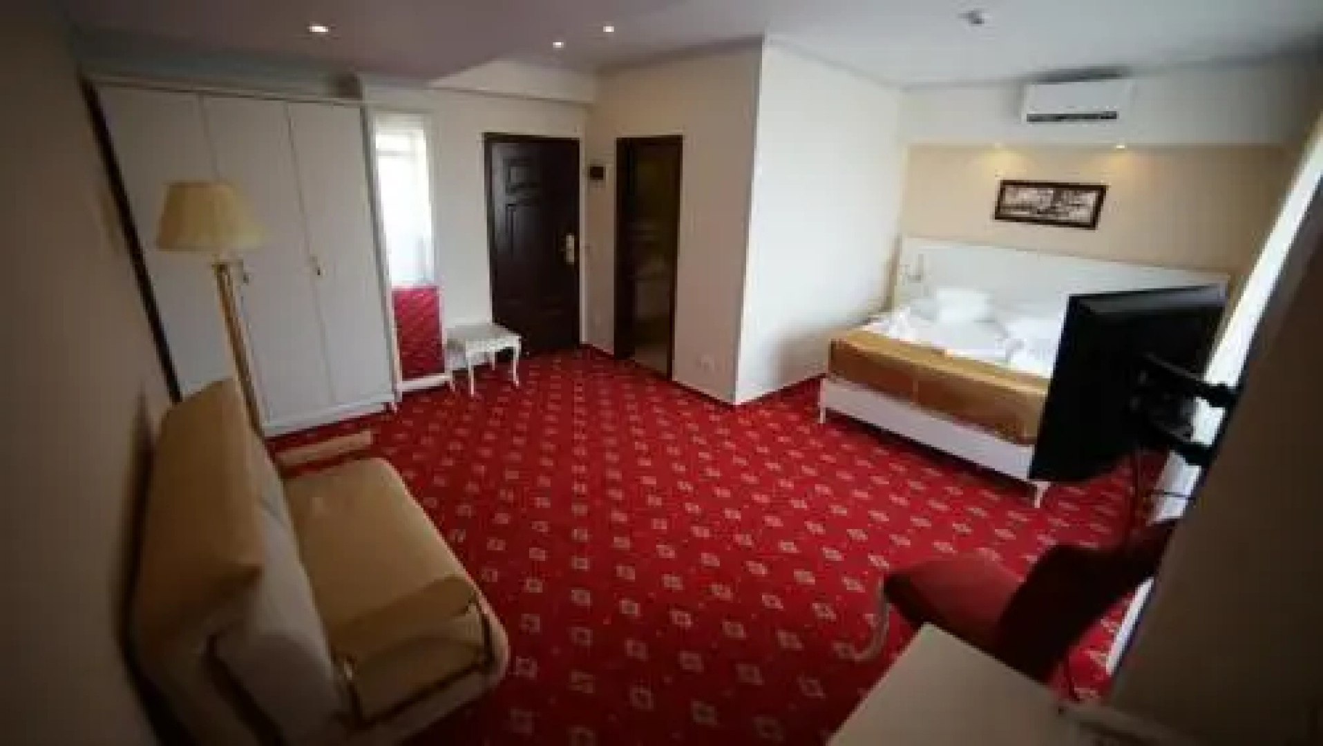 MSR Port Hotel
