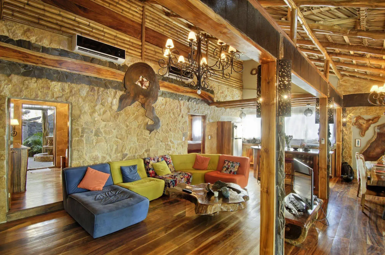 Ocho Artisan Bungalows - Adults only