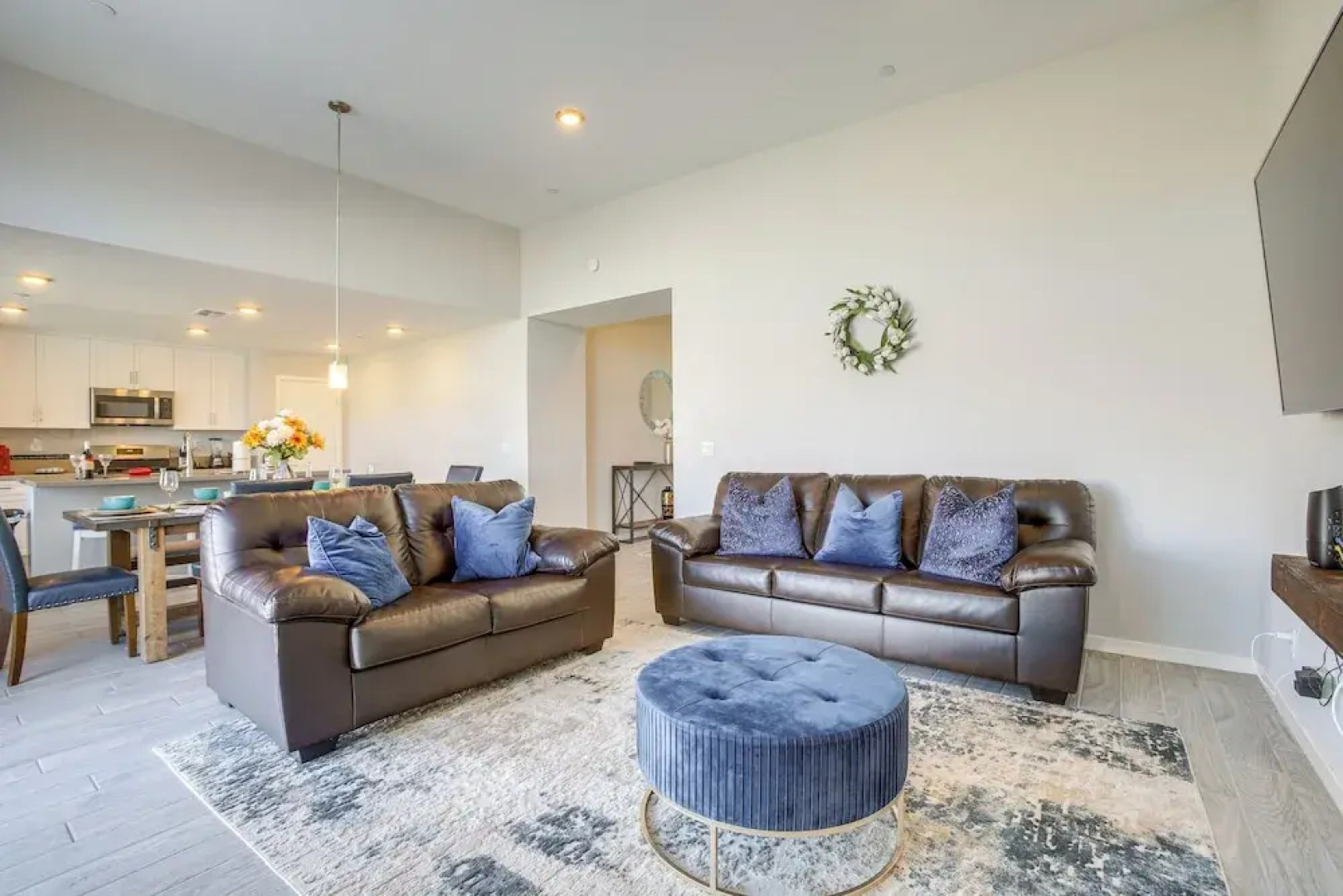 Pool, Spa & More: Relax in Desert Hot Springs!