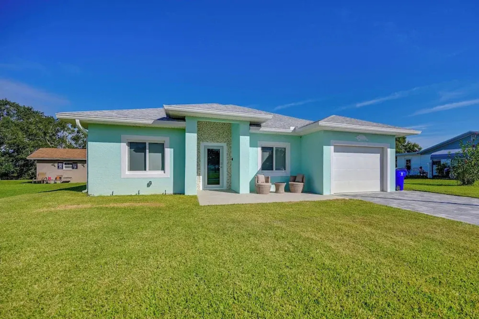 Sebring Serenity: Waterfront Retreat w/ Boat Dock!