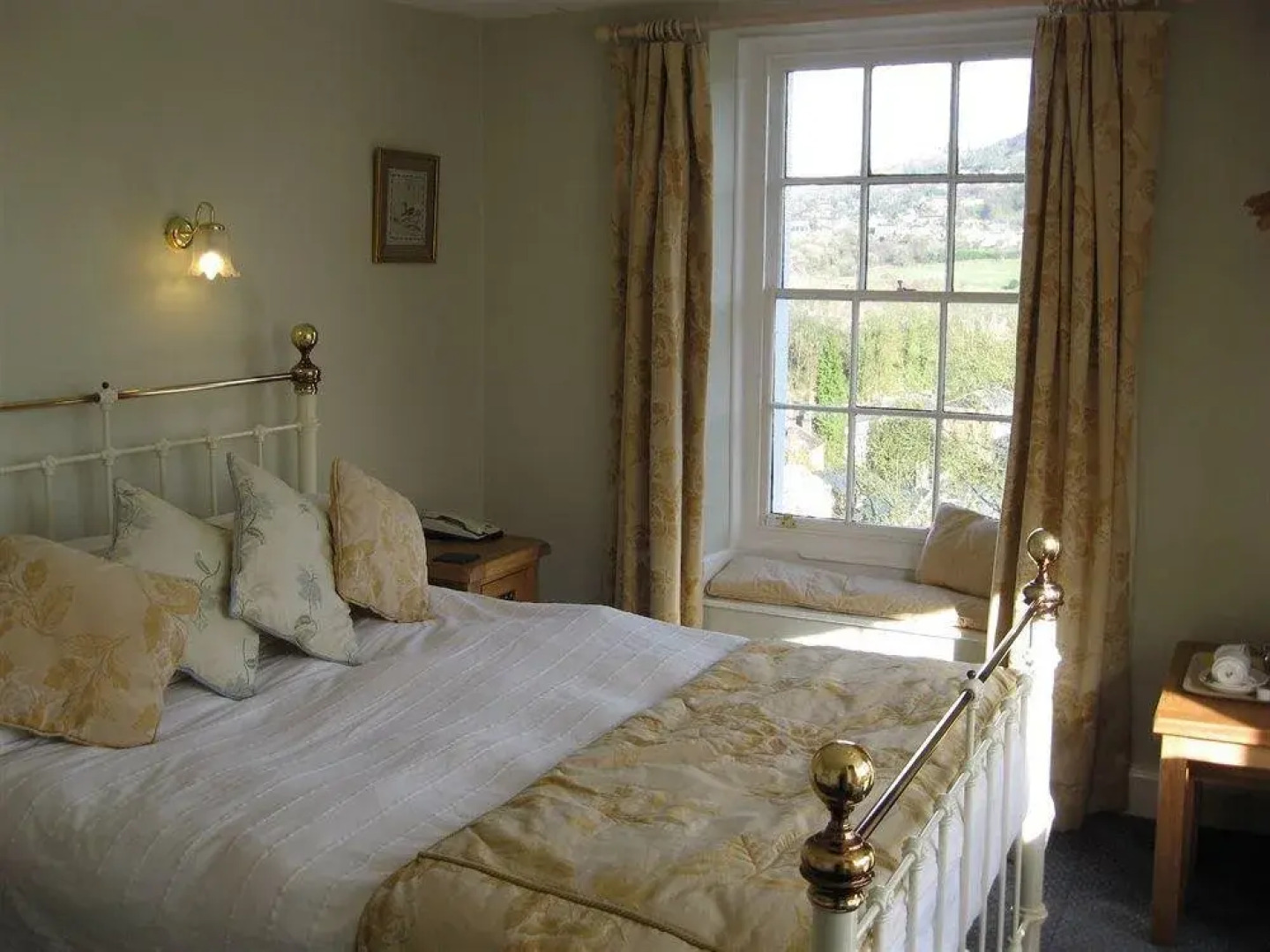 Temple Hotel Limited - Guest House