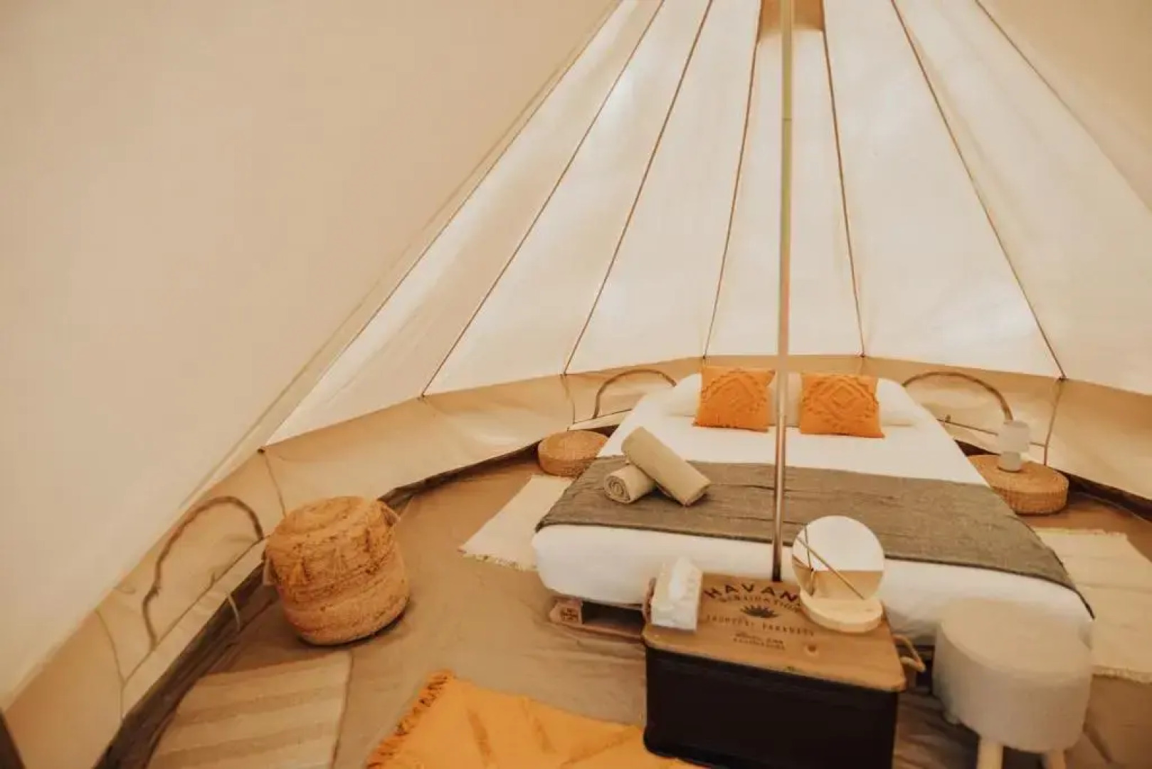 Cocooning Tipi
