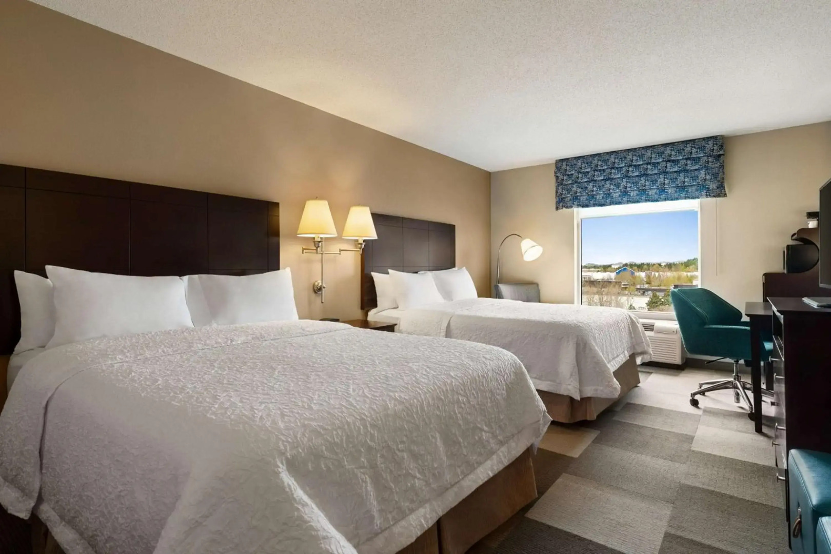 Courtyard by Marriott Newark Liberty International Airport