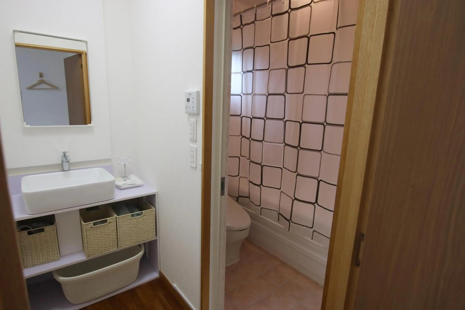 Beach Side Secret -SEVEN Hotels and Resorts-