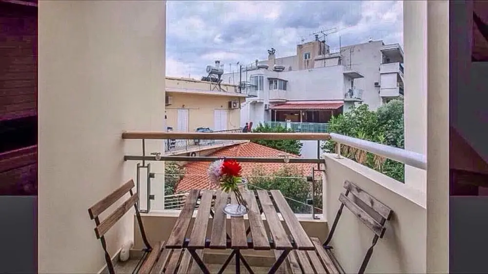 Modern & Lovely Athenian Riviera Apartment with FREE PARKING!