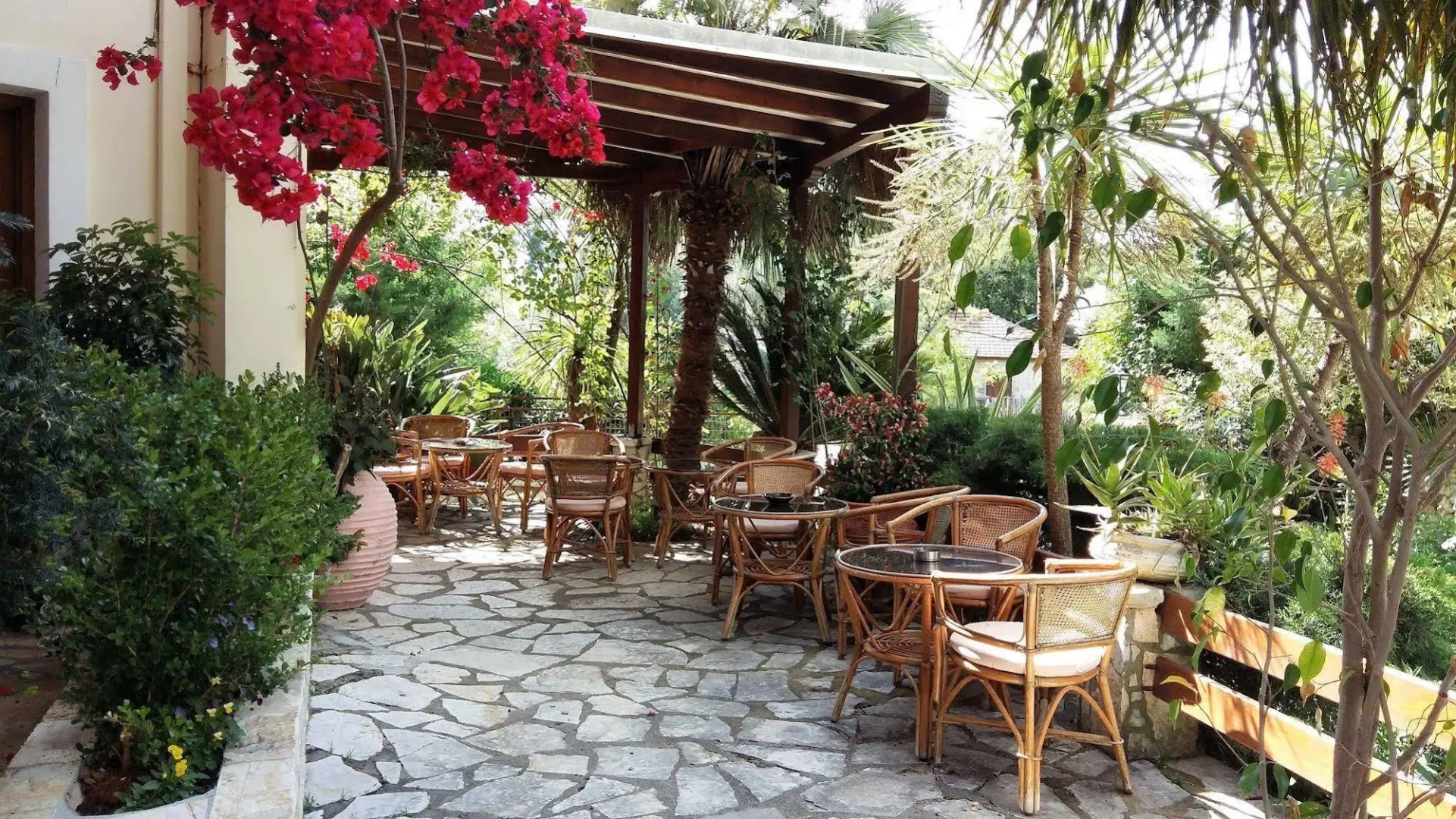Philippos Hotel Apartments