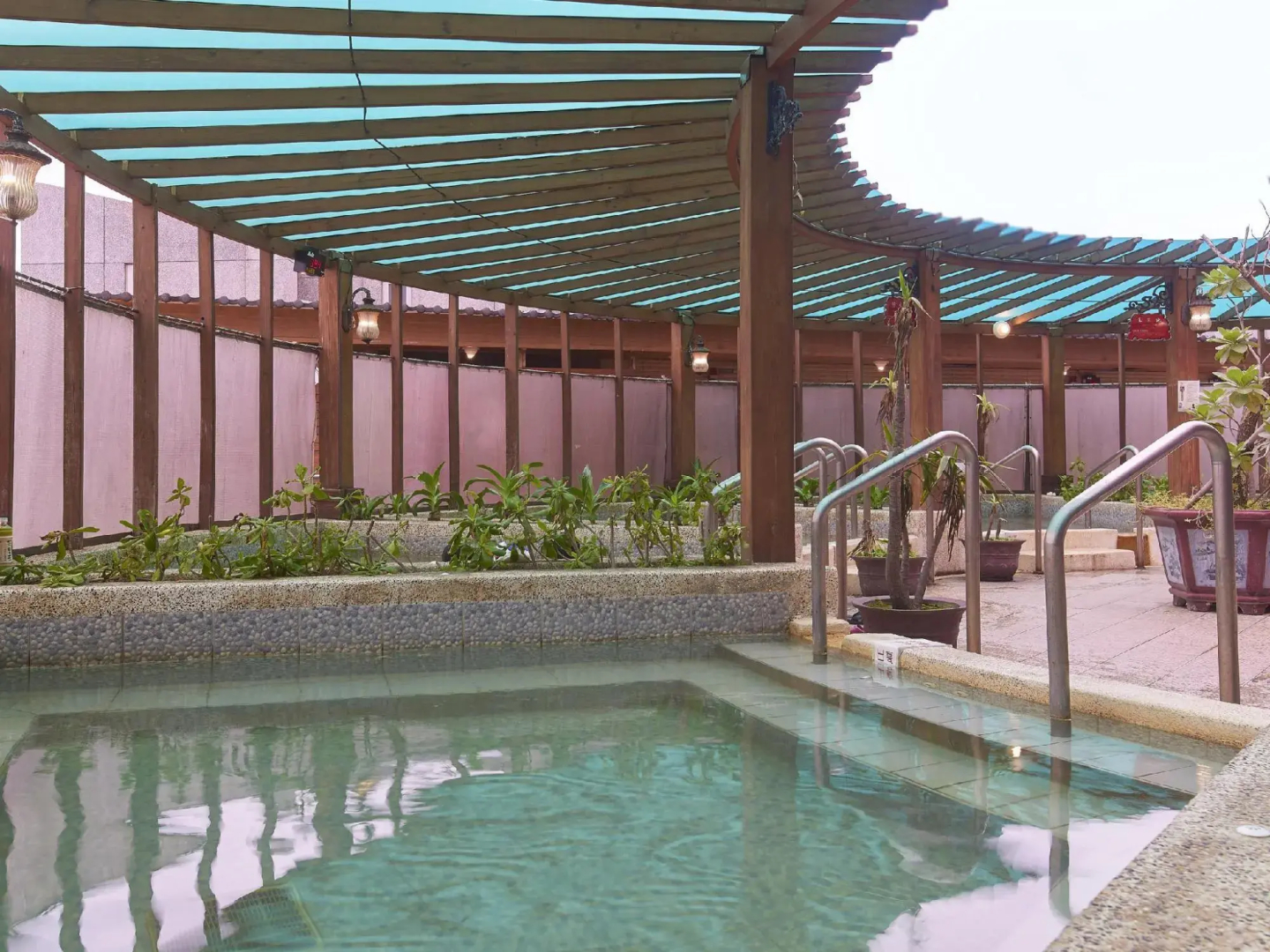 Jinshan Bay Hot Spring Resort (Quarantine Hotel)