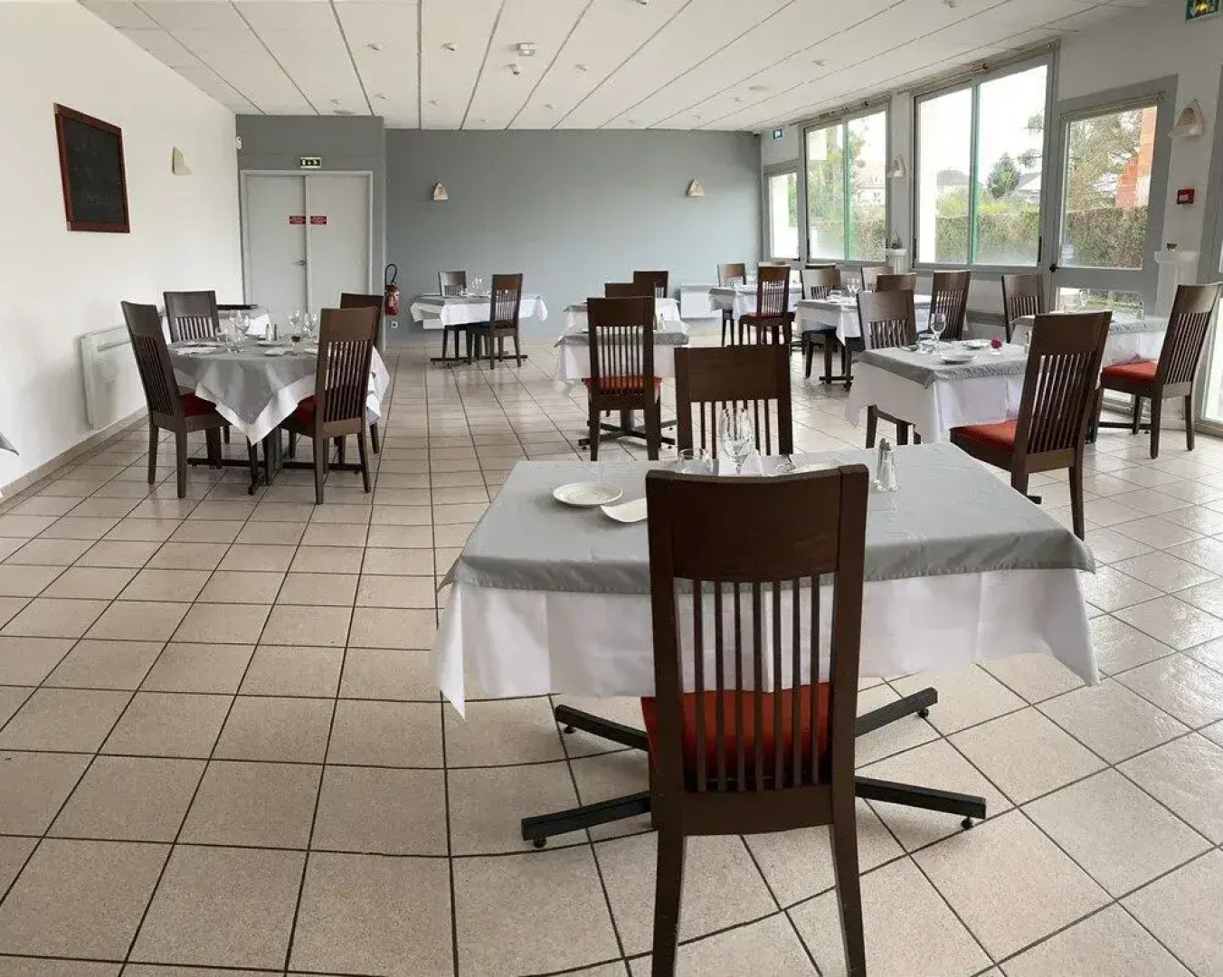 Cit' Hôtel la Pyramide