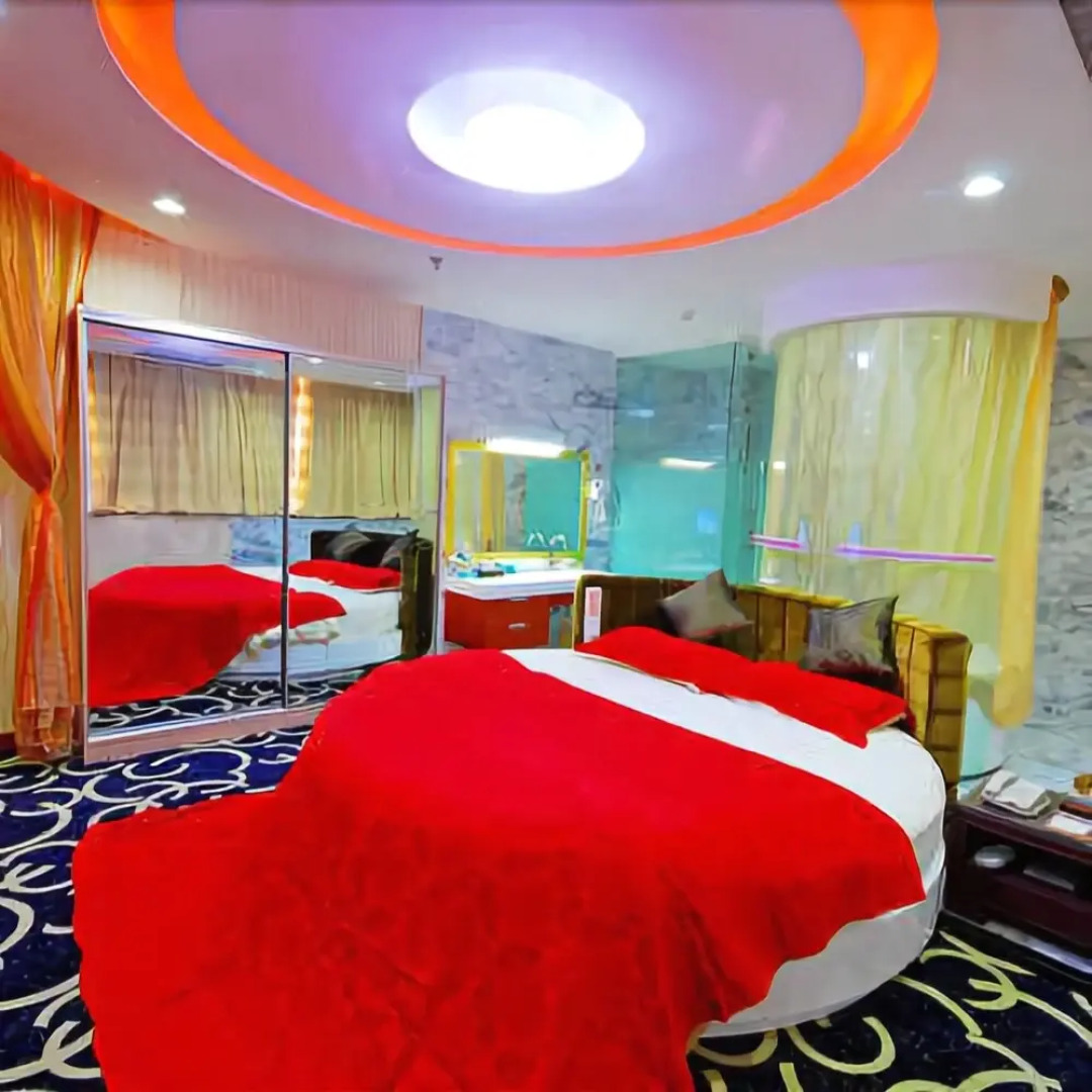 Feixing Crowne Plaza Hotel