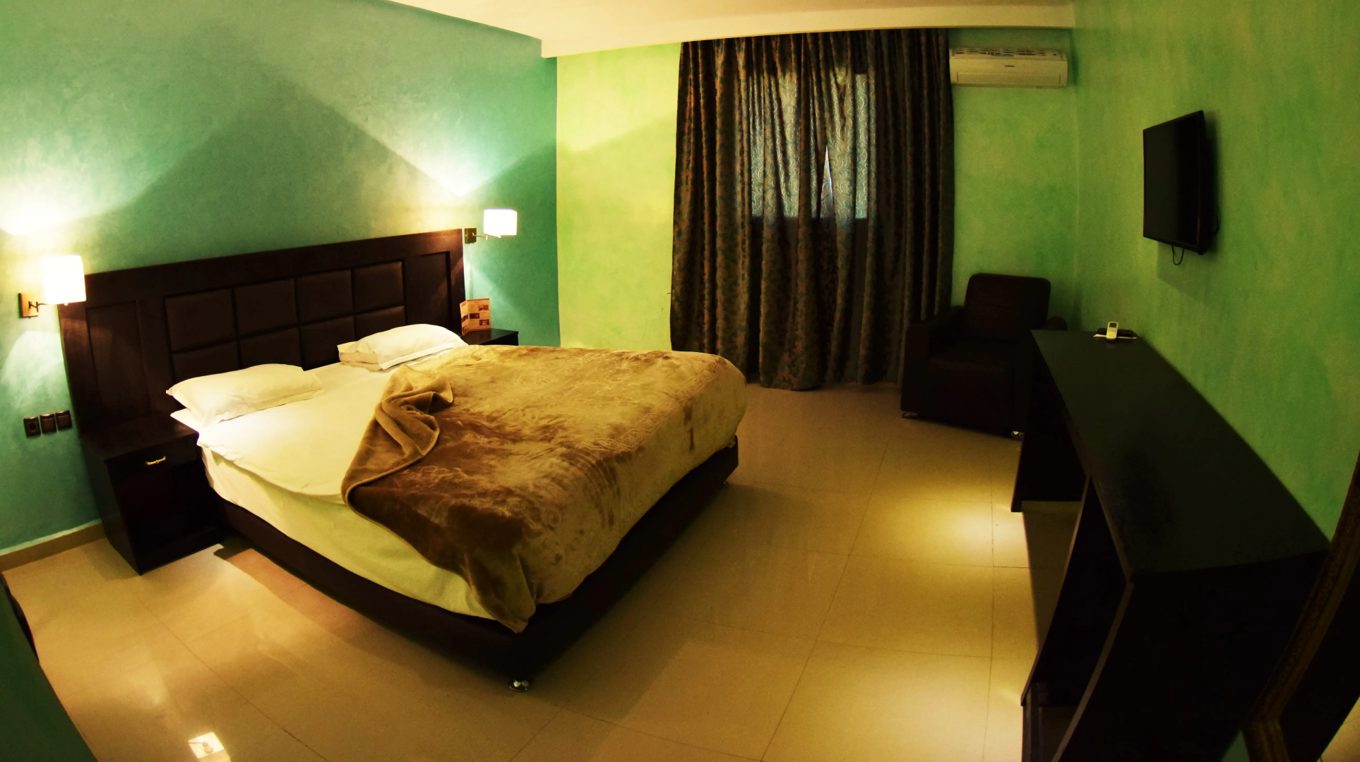 Palms Hotel Club